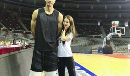 易建联女友爆料视频,揭秘篮球巨星背后的情感故事