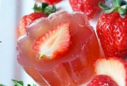 网红爆料草莓果冻视频,揭秘网红美食背后的真相！